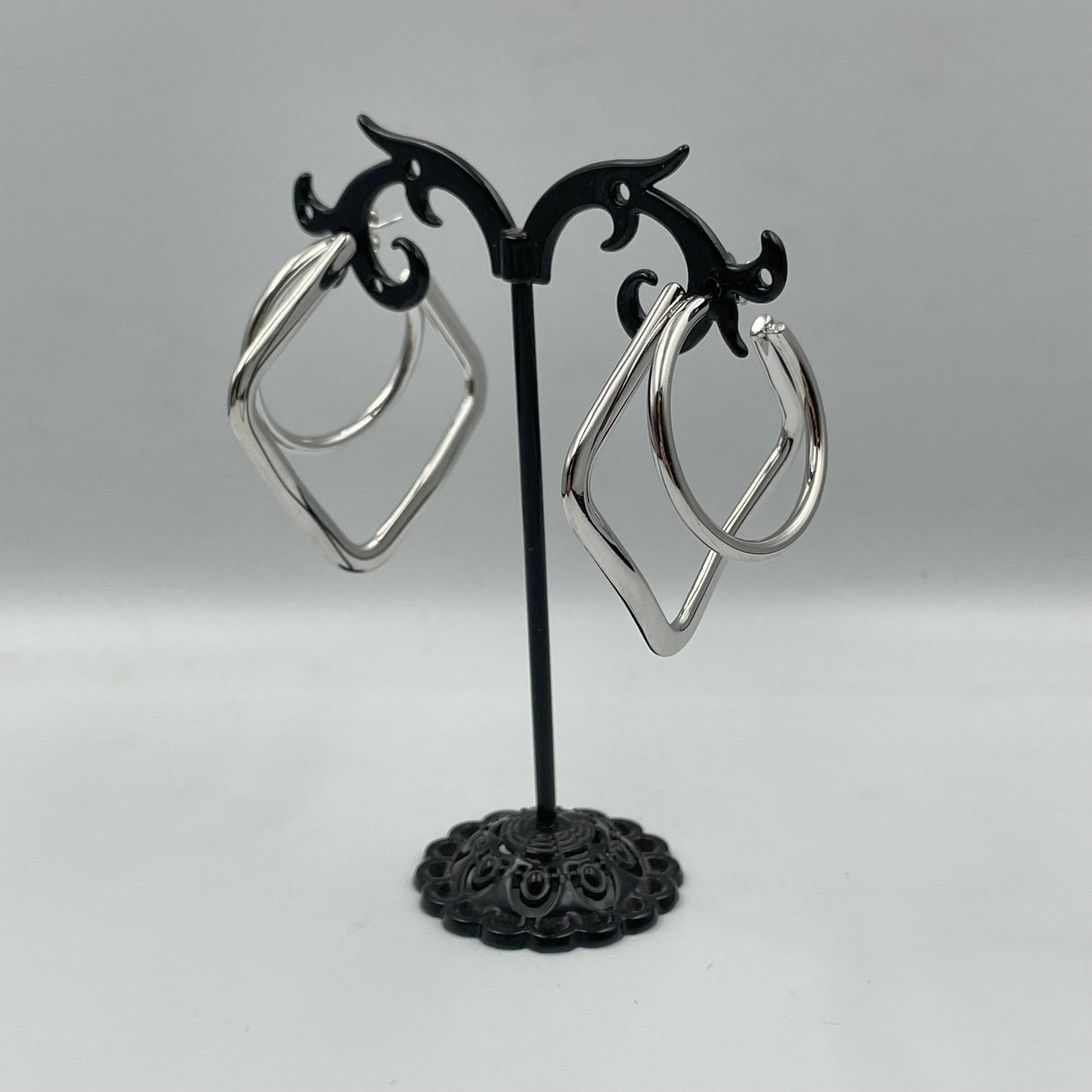 Lyra Earrings