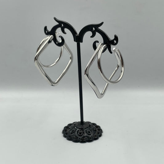Lyra Earrings