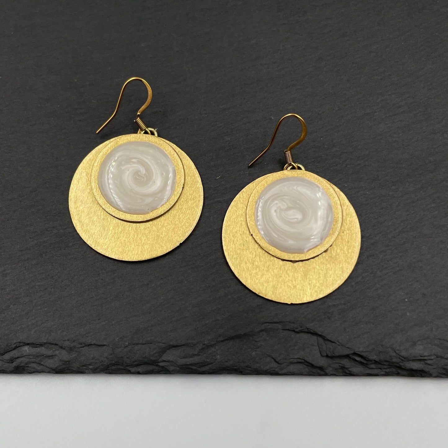 Vanilla Glow Earrings