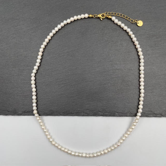 Classic Pearl Necklace
