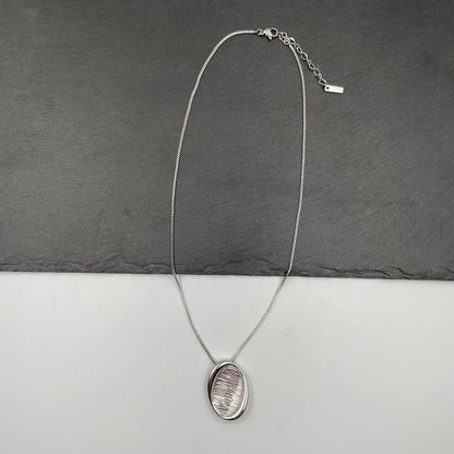 Sia Line Necklace