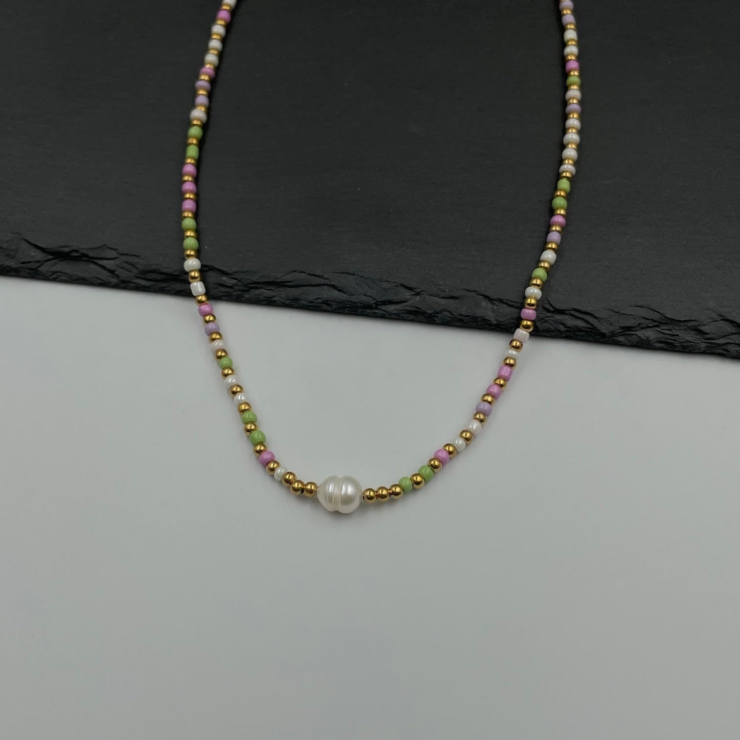 Λεπτομέρεια Dahlia Necklace από ανοξείδωτο ατσάλι