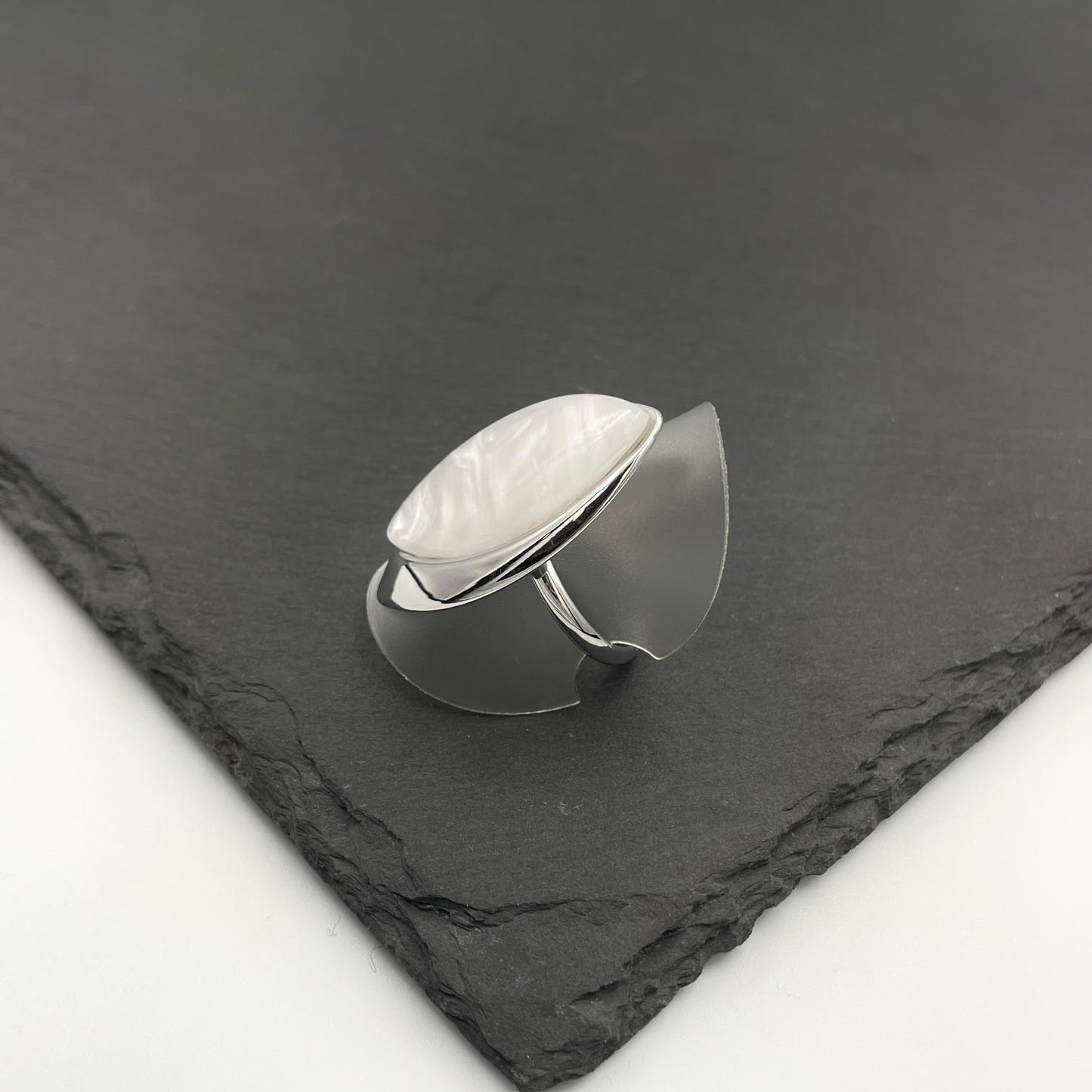 The Ivory Shell Ring - Γυναικείο Δαχτυλίδι