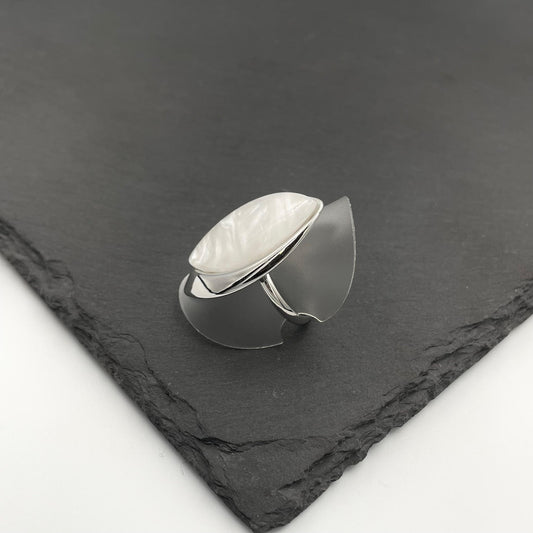 The Ivory Shell Ring - Γυναικείο Δαχτυλίδι