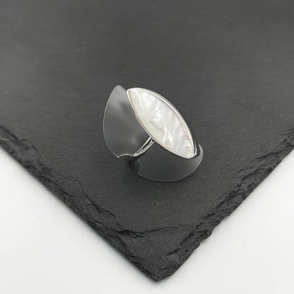 The Ivory Shell Ring - Γυναικείο Δαχτυλίδι