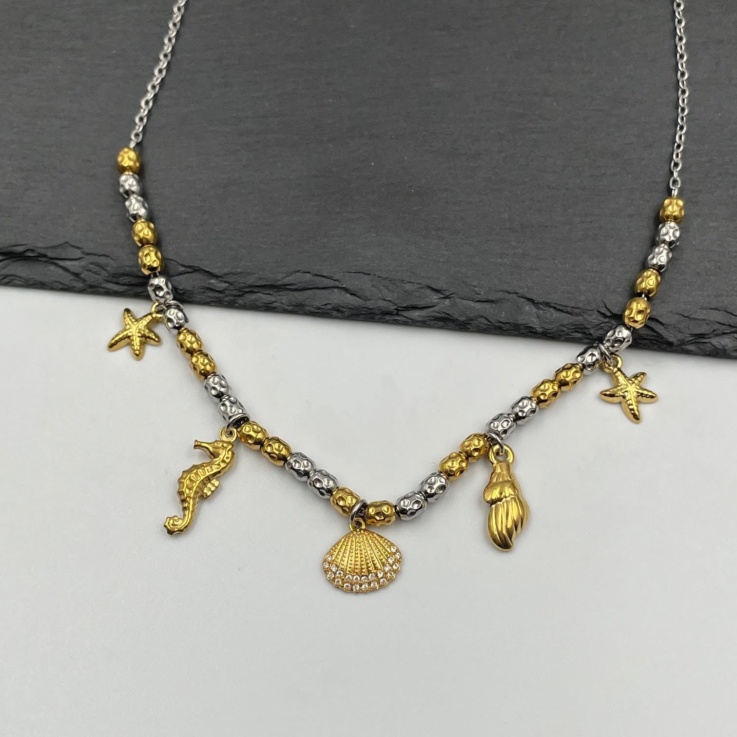 Λεπτομέρεια Luciana Necklace από ανοξείδωτο ατσάλι