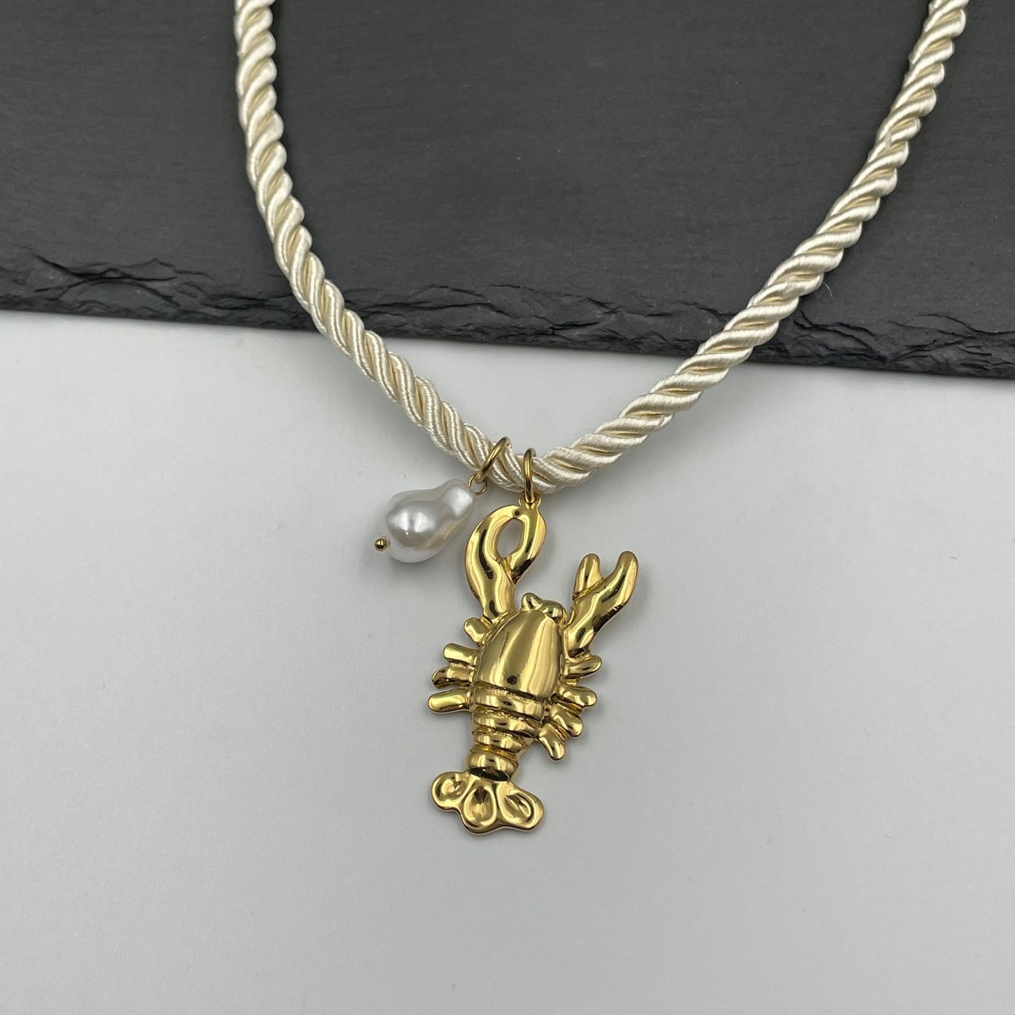 Λεπτομέρεια Serafina Necklace από ανοξείδωτο ατσάλι