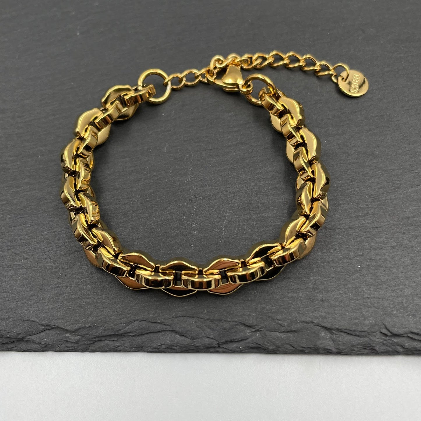 Vera Bracelet