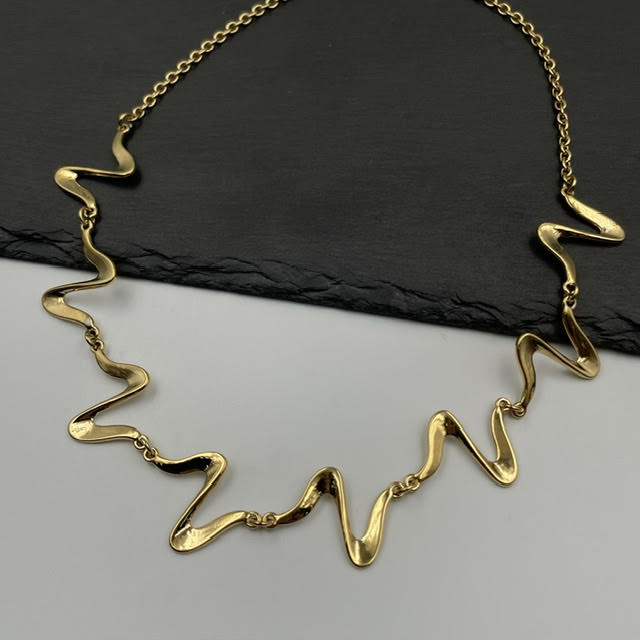 Wave Necklace