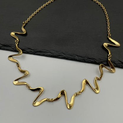 Wave Necklace