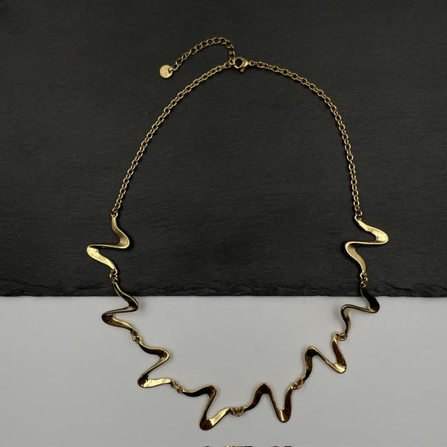 Wave Necklace